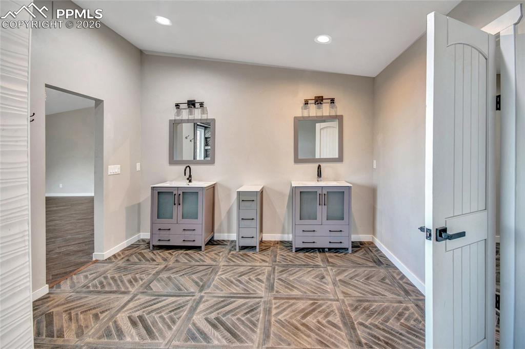6943 Fox Circle Larkspur CO 80118