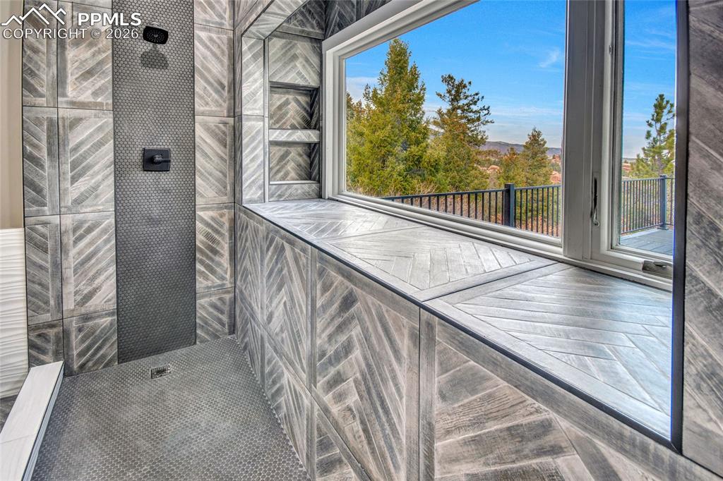 6943 Fox Circle Larkspur CO 80118