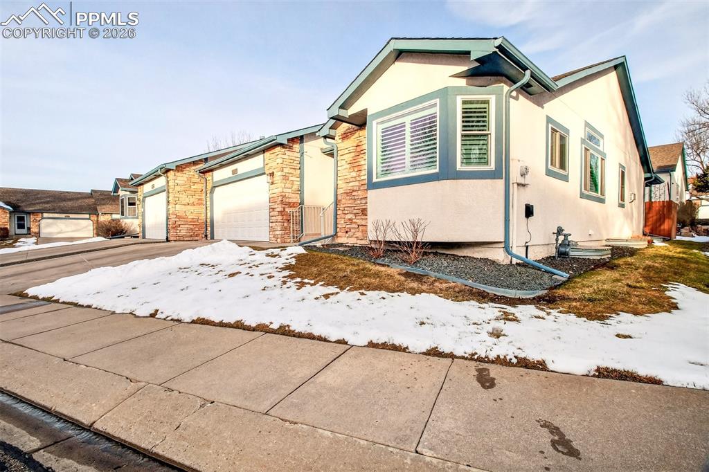 3927 Coral Point Colorado Springs CO 80917