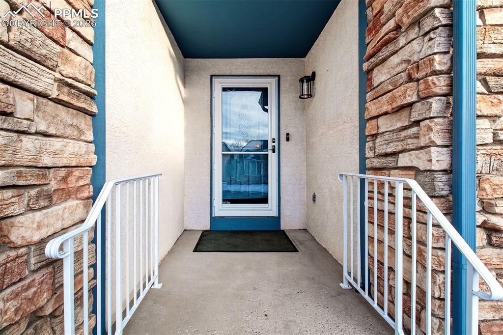 3927 Coral Point Colorado Springs CO 80917