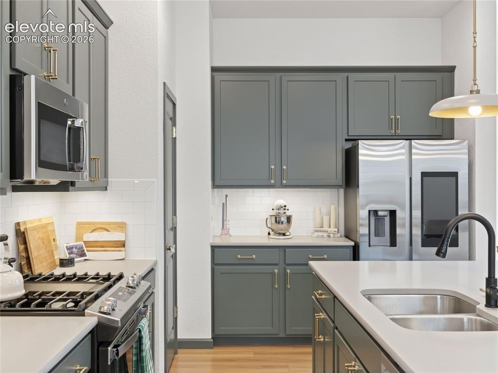 84 Mayflower Park Place Colorado Springs CO 80905