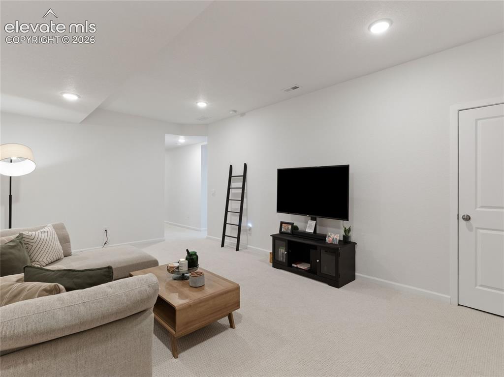 84 Mayflower Park Place Colorado Springs CO 80905