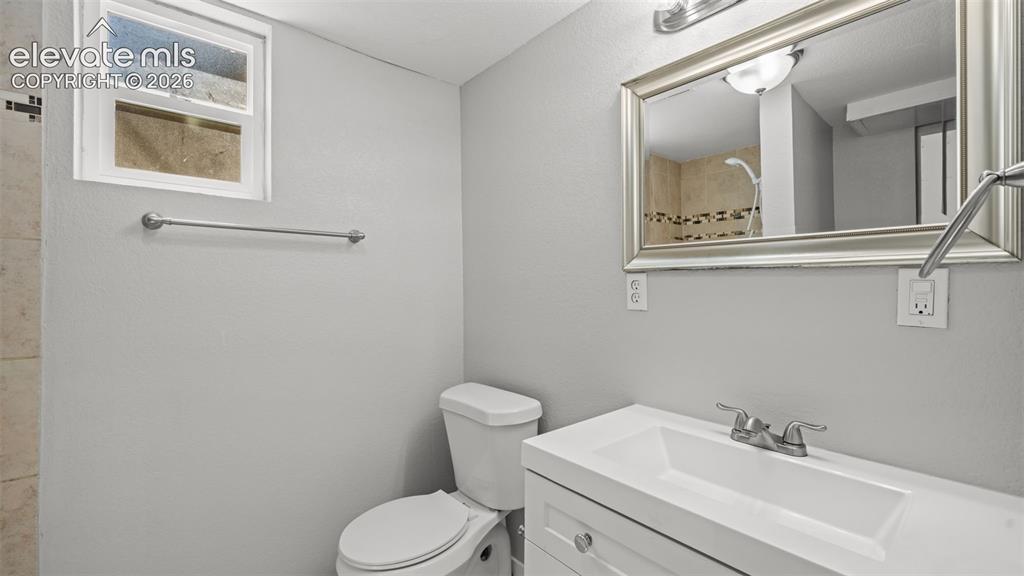 10 El Sereno Drive Colorado Springs CO 80906