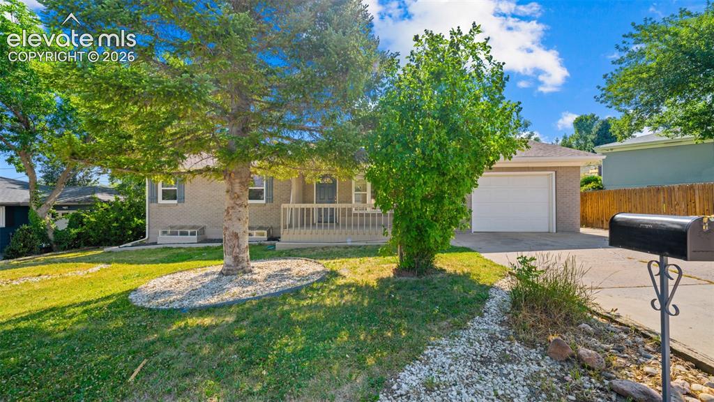 10 El Sereno Drive Colorado Springs CO 80906
