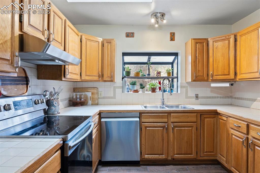 1515 W Cheyenne Road Colorado Springs CO 80906