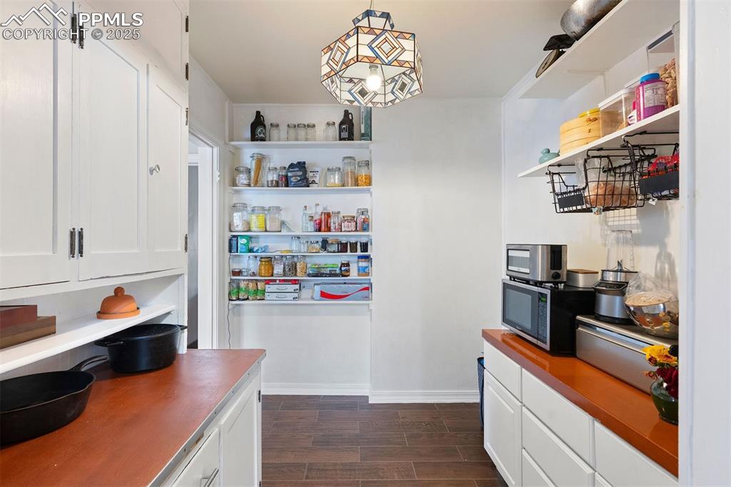 1515 W Cheyenne Road Colorado Springs CO 80906