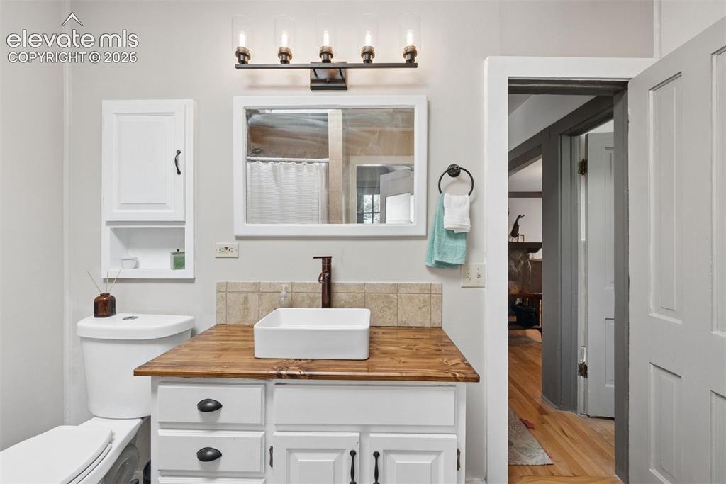 1515 W Cheyenne Road Colorado Springs CO 80906