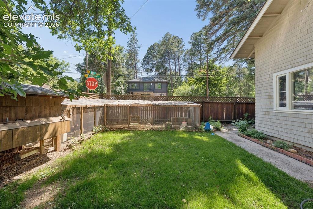 1515 W Cheyenne Road Colorado Springs CO 80906