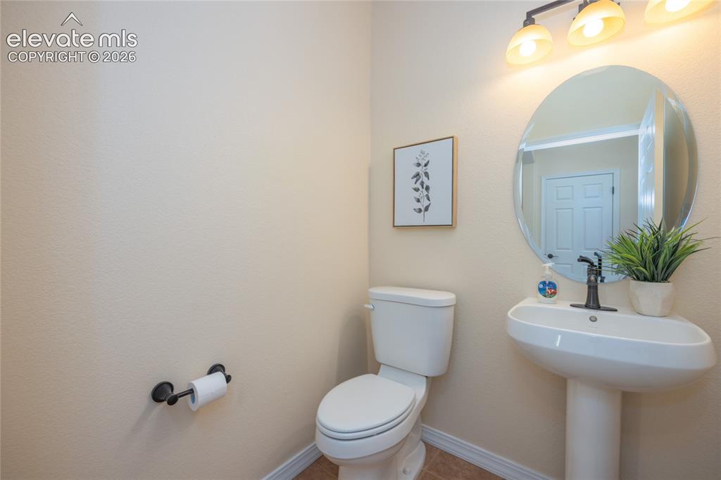 2504 Pine Valley View Colorado Springs CO 80920