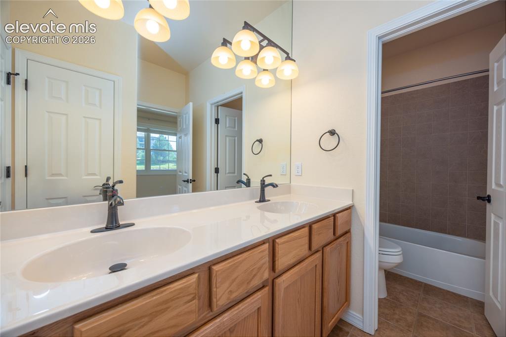 2504 Pine Valley View Colorado Springs CO 80920