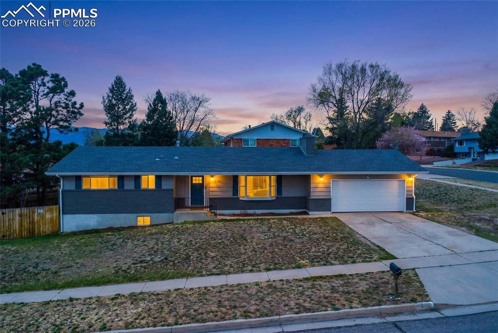 2122 Sussex Lane Colorado Springs CO 80909