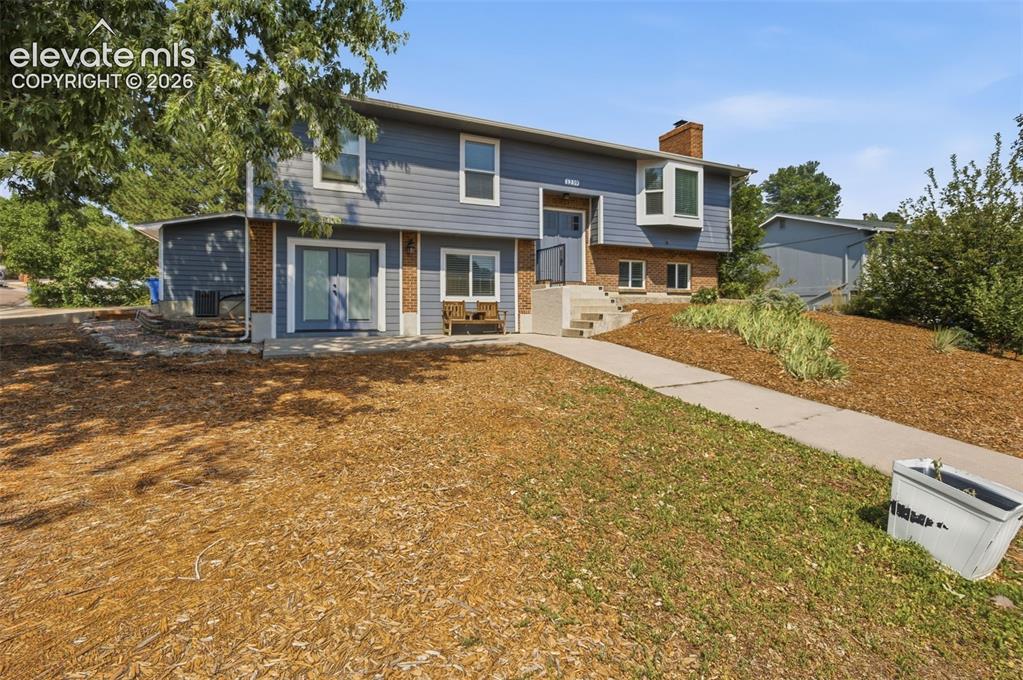 1239 Suncrest Way Colorado Springs CO 80906