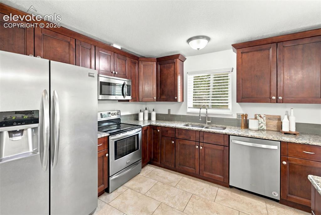 1239 Suncrest Way Colorado Springs CO 80906