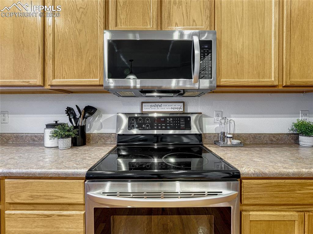 6553 Harvey Lane Colorado Springs CO 80923