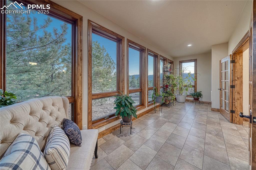 2070 Alamosa Drive Colorado Springs CO 80920