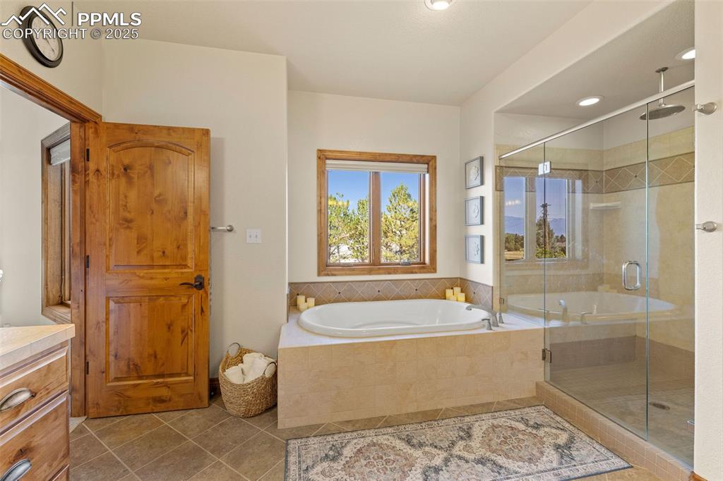 2070 Alamosa Drive Colorado Springs CO 80920