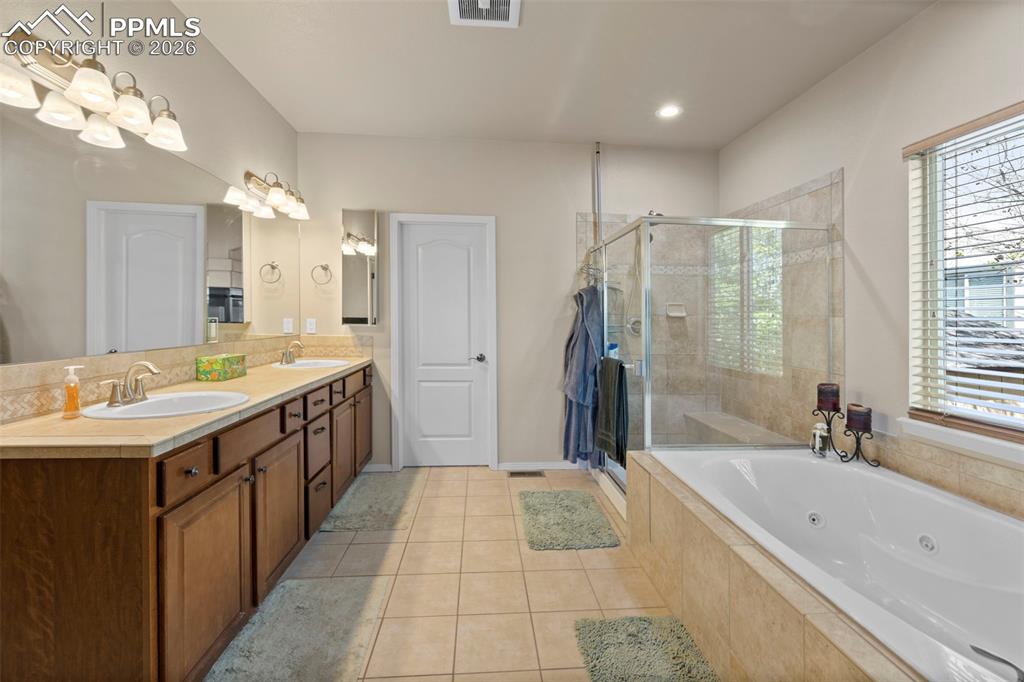 10033 Pinedale Drive Colorado Springs CO 80920