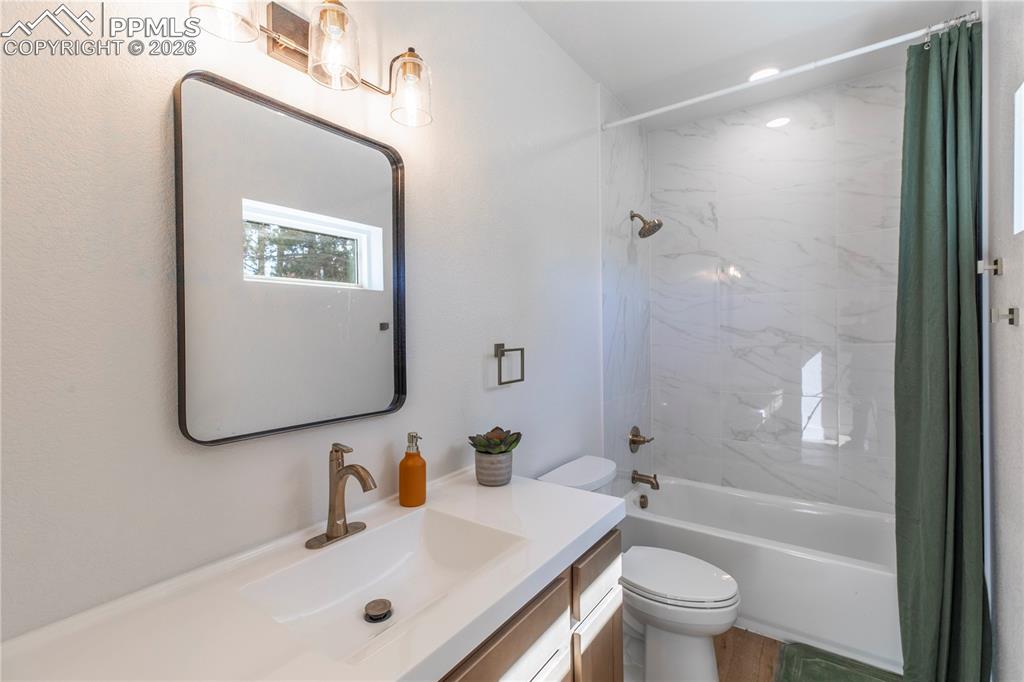 484 Due South Road Florissant CO 80816
