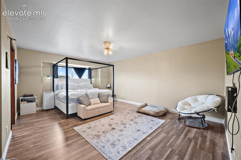 1277 N Sandstone Lane Pueblo CO 81007