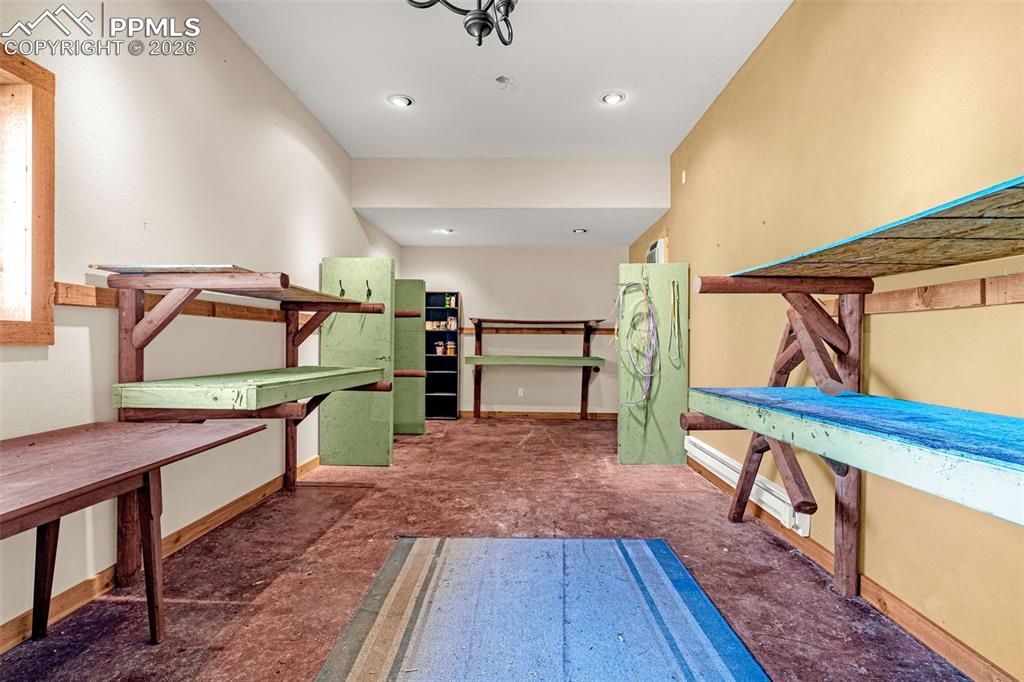2084 Barrett Road Colorado Springs CO 80926