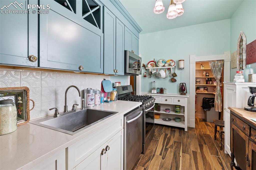211 Spicer Avenue Victor CO 80860