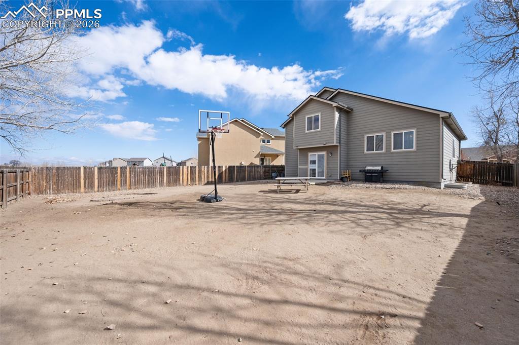 6302 Bearcat Loop Colorado Springs CO 80925