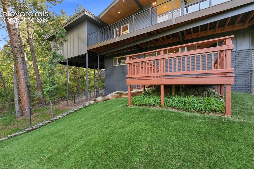 17 Pine Road Colorado Springs CO 80906