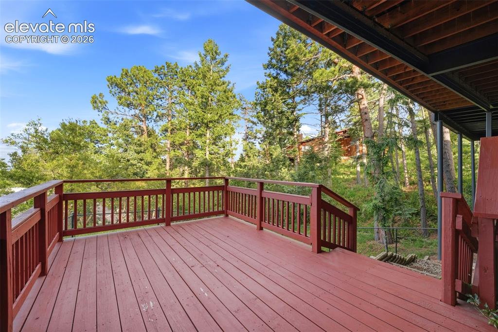 17 Pine Road Colorado Springs CO 80906