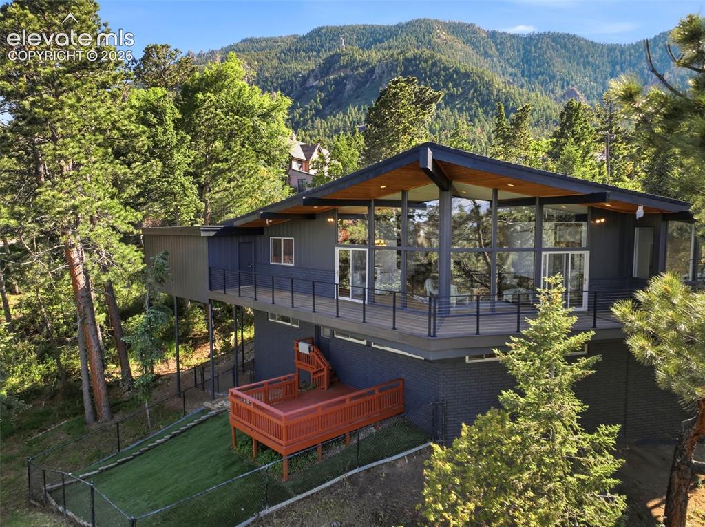 17 Pine Road Colorado Springs CO 80906