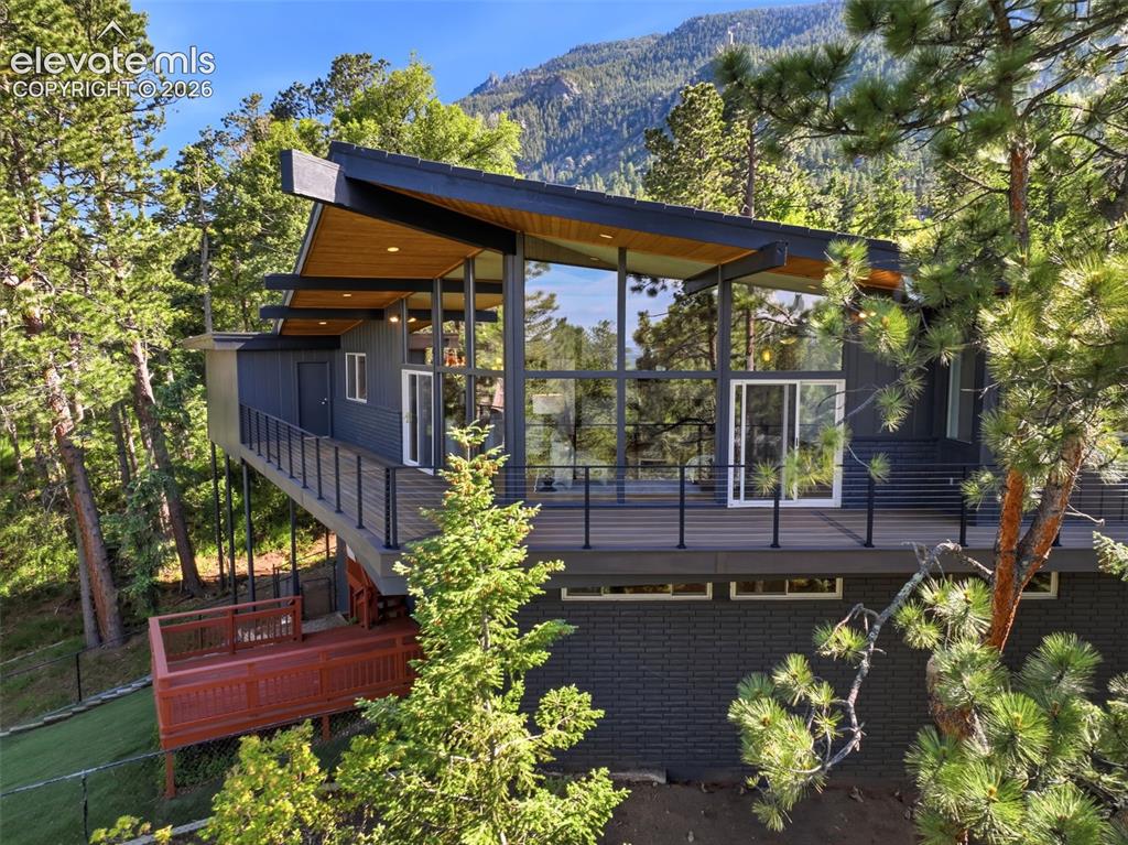 17 Pine Road Colorado Springs CO 80906