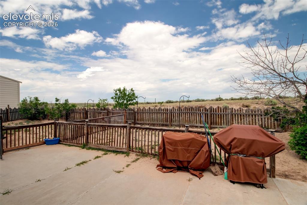 14335 Whistling Hills Lane Colorado Springs CO 80928