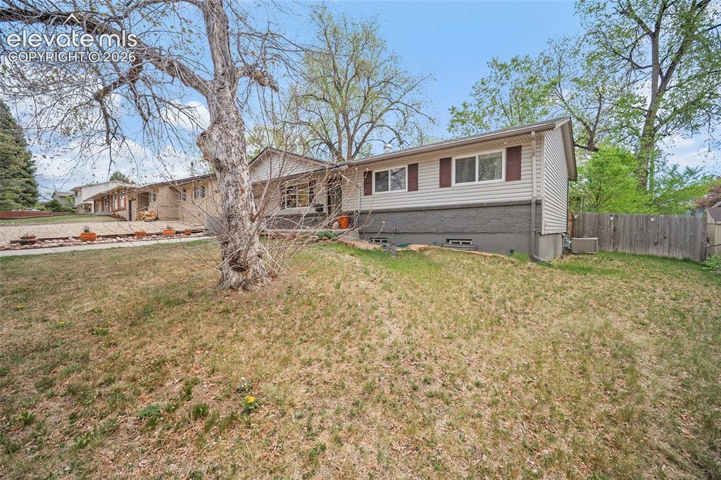 1531 Saratoga Drive Colorado Springs CO 80910