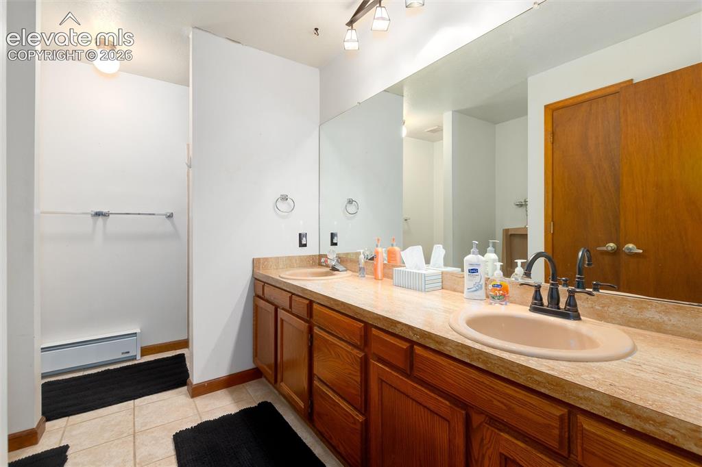 2924 Valley Park Drive Larkspur CO 80118