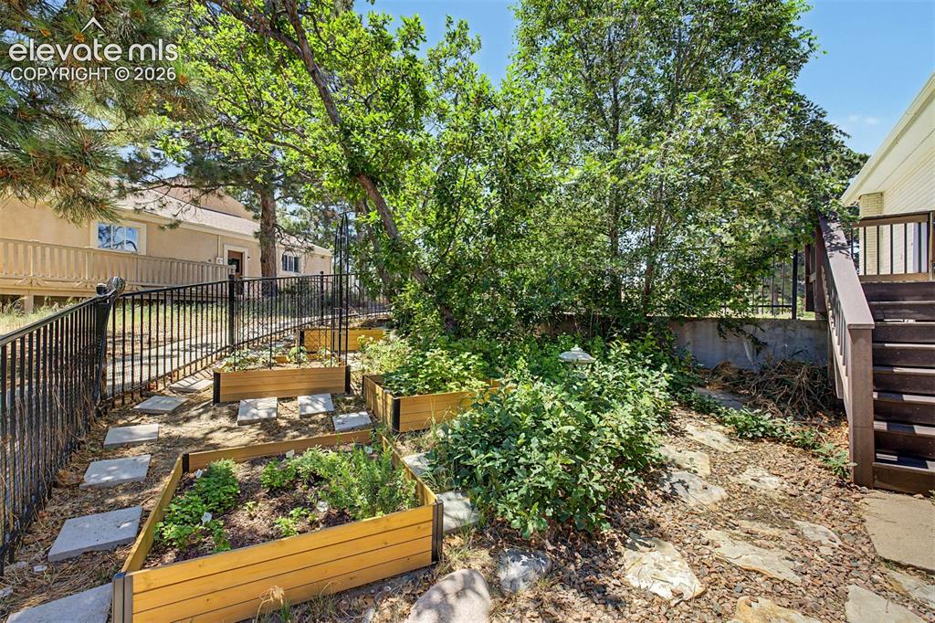 4424 Valli Vista Road Colorado Springs CO 80915