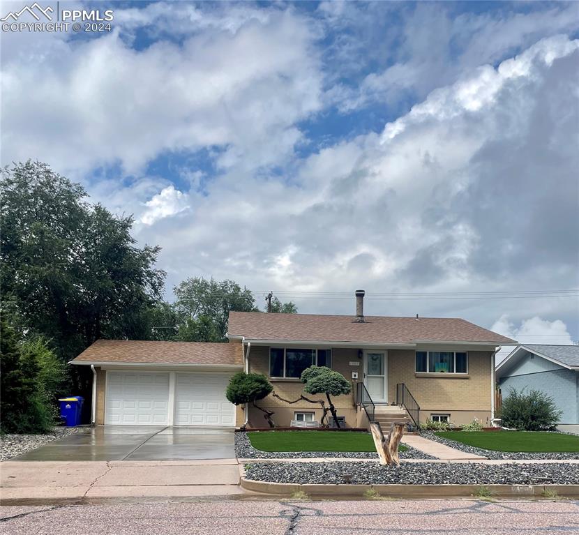 2102 Mount Vernon Street Colorado Springs CO 80909