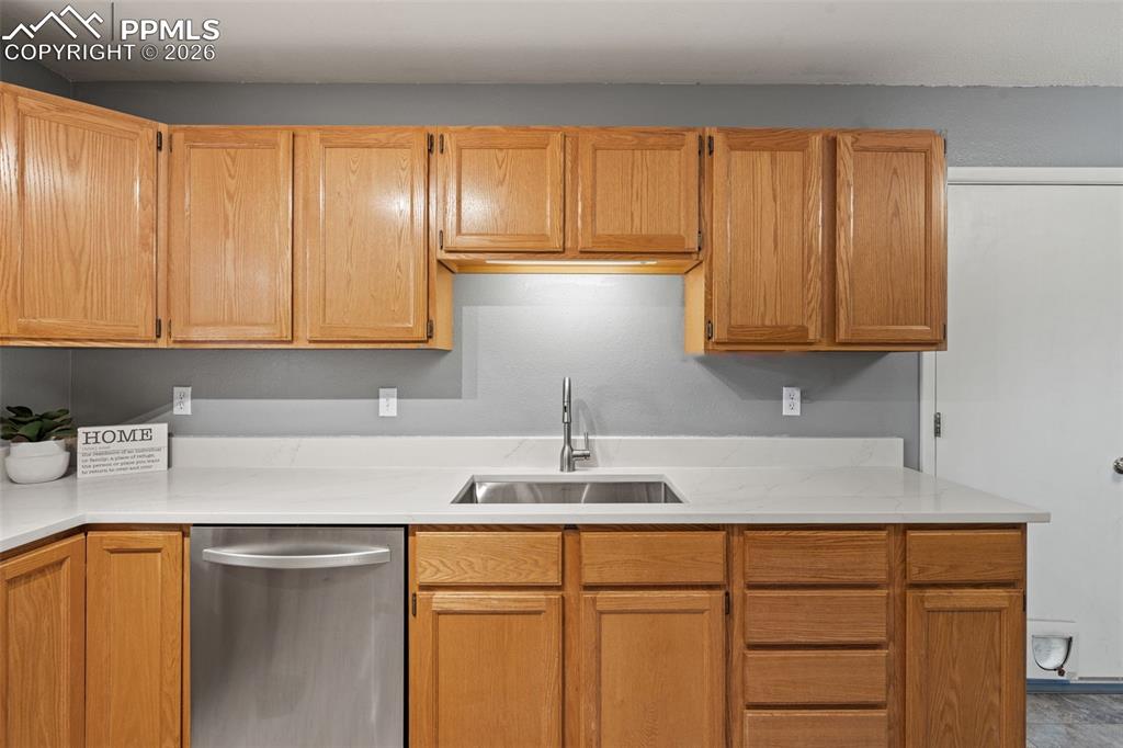1323 Server Drive Colorado Springs CO 80910