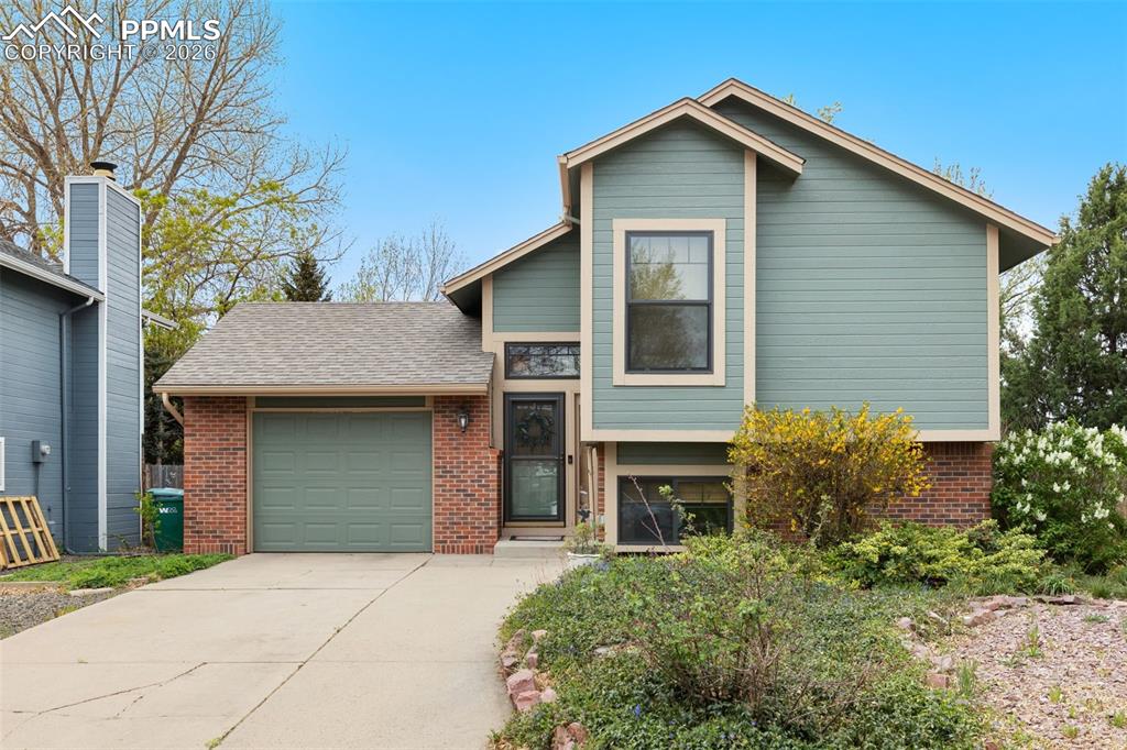 1125 Greenbrier Drive Colorado Springs CO 80916