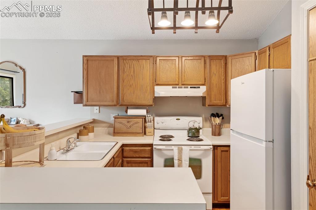 1125 Greenbrier Drive Colorado Springs CO 80916