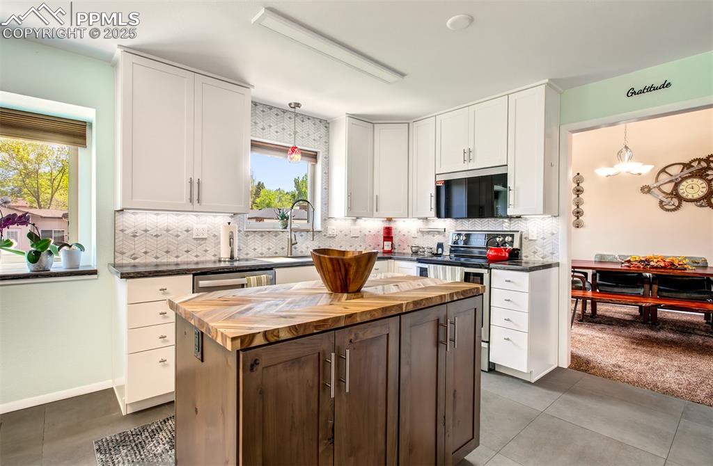 6485 Nanette Way Colorado Springs CO 80918