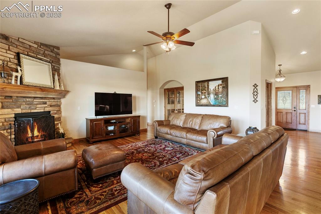 17474 Pond View Place Colorado Springs CO 80908