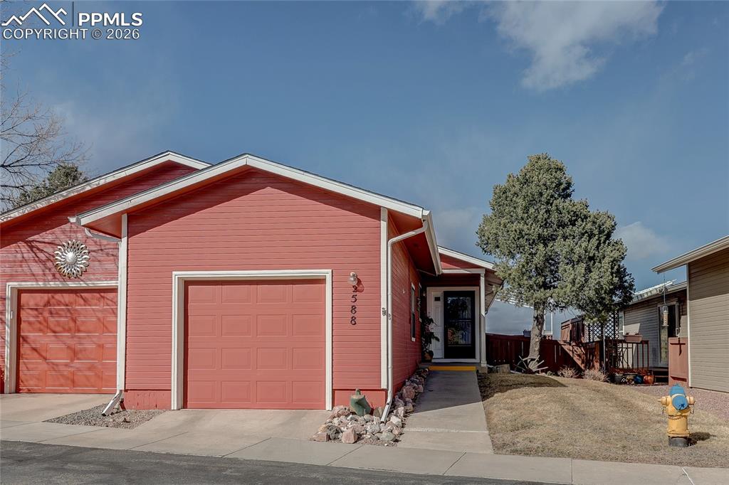 2588 Patriot Heights Colorado Springs CO 80904