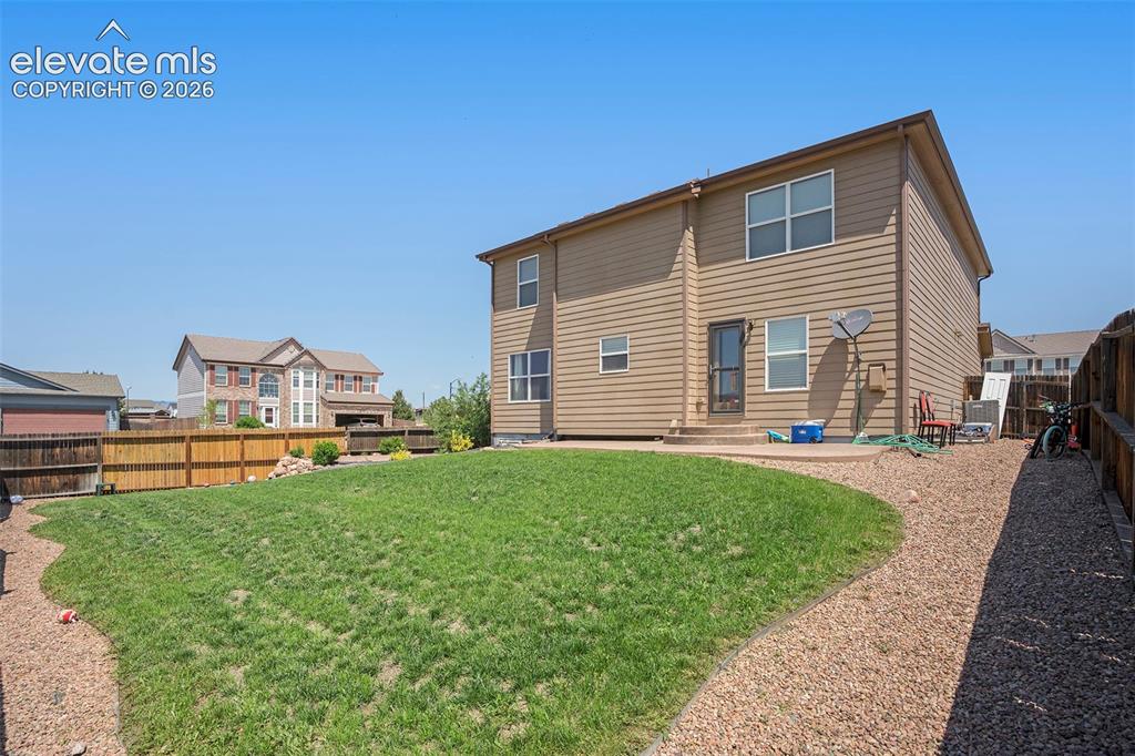8317 Chasewood Loop Colorado Springs CO 80908
