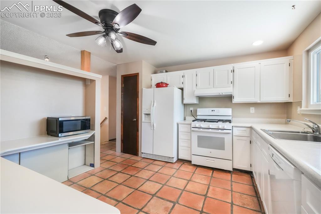 223 Saddlemountain Road Colorado Springs CO 80919