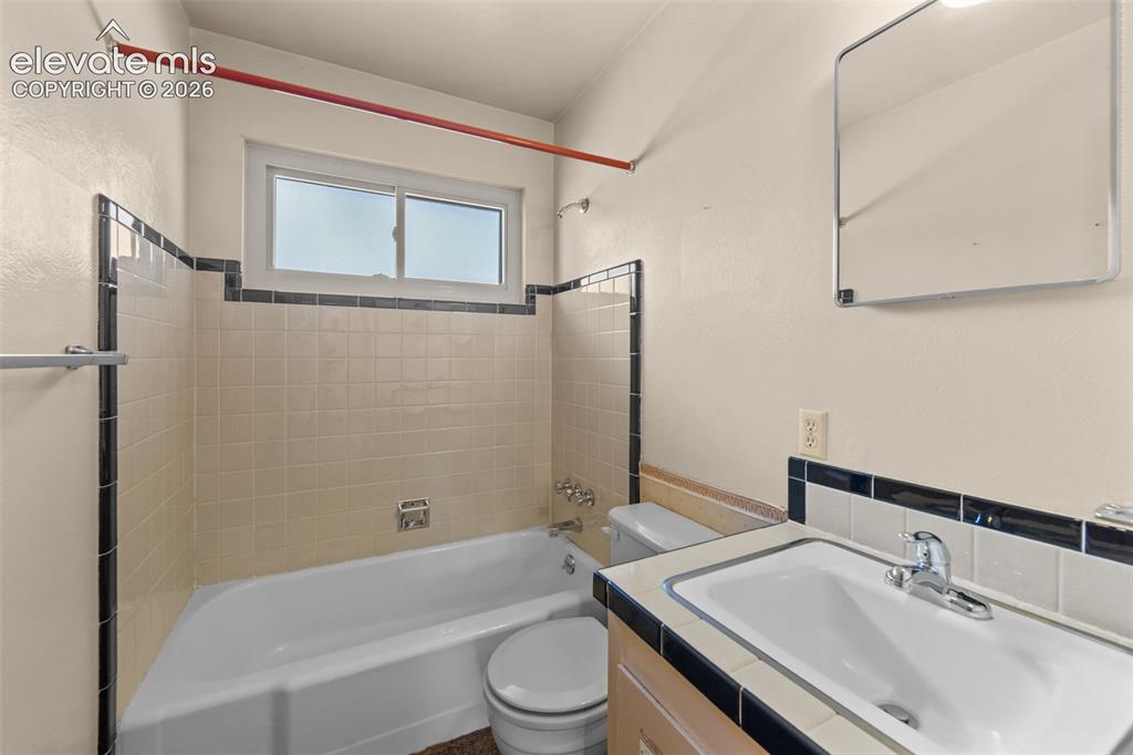 108 Ithaca Street Colorado Springs CO 80911
