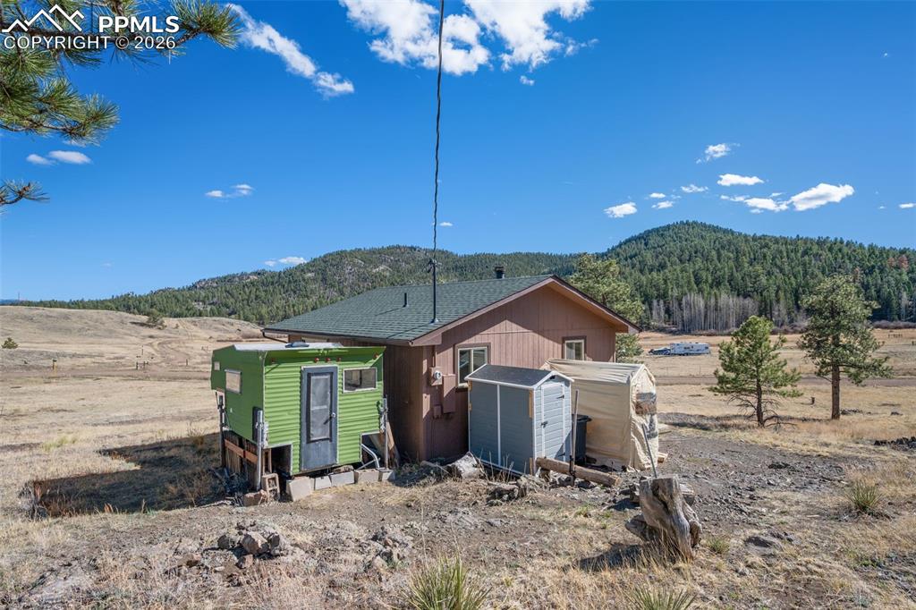 11 Valley Circle Guffey CO 80820