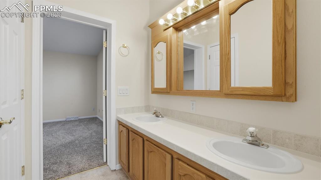 4578 Gray Fox Heights Colorado Springs CO 80922