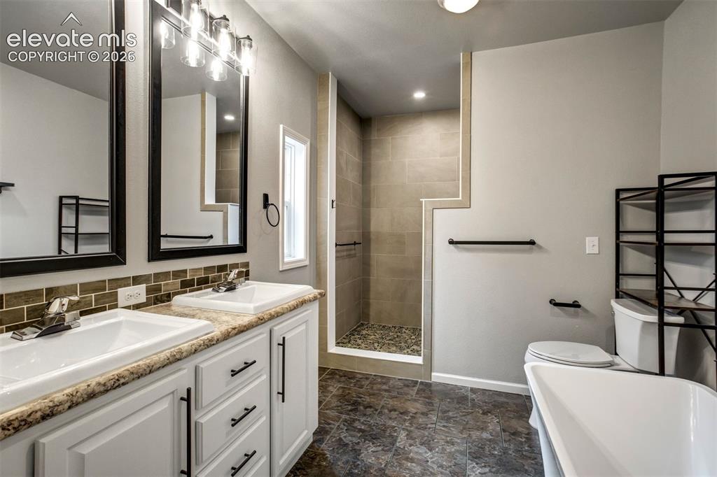 4998 Chippewa Drive Larkspur CO 80118
