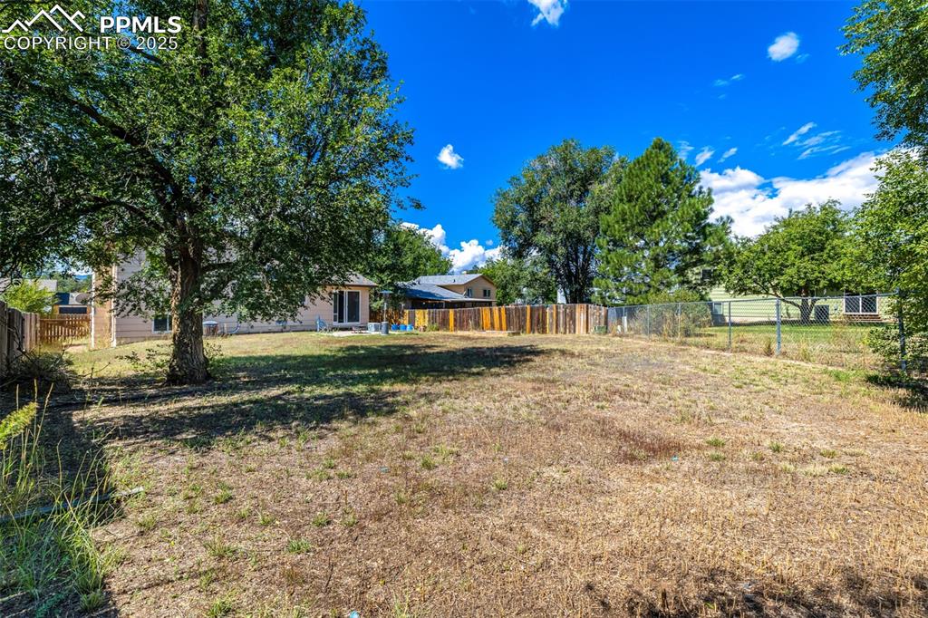 1945 Mineola Street Colorado Springs CO 80915