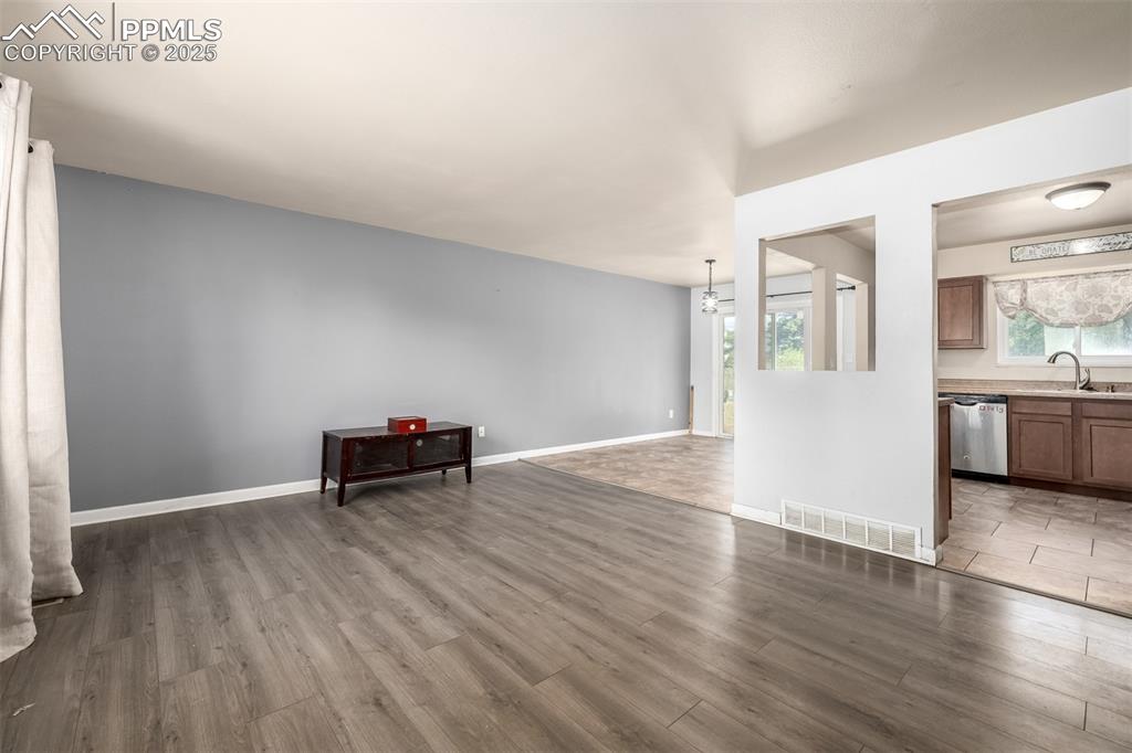 1945 Mineola Street Colorado Springs CO 80915