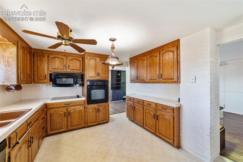 2302 Kent Lane Colorado Springs CO 80909
